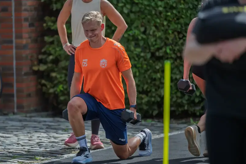 Walking Lunges